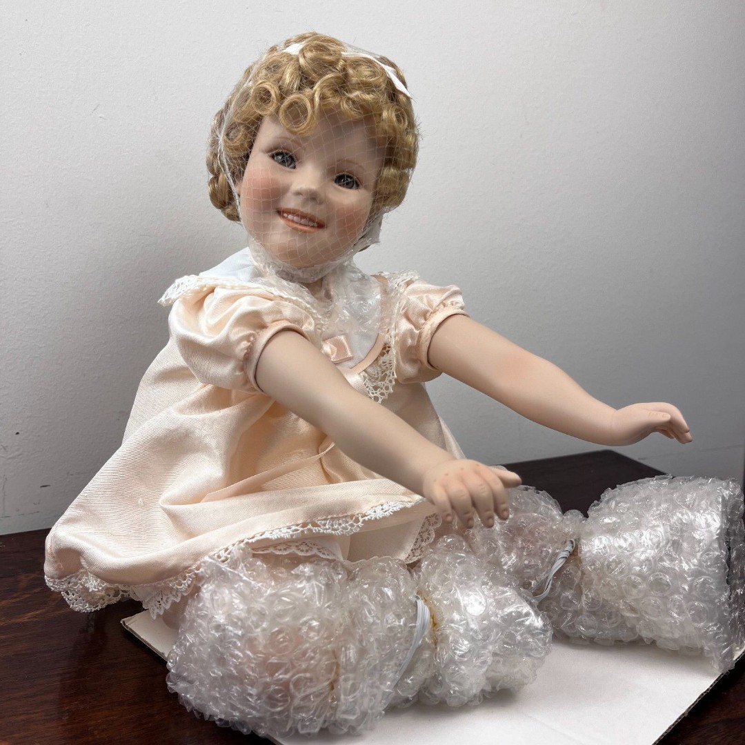 Vtg 96' Danbury MInt Shirley Temple Little Miss Shirley Toddler Doll Collection