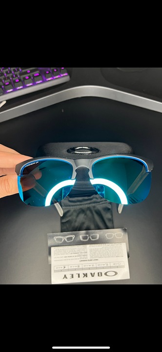 Oakley Frogskin lite blue frame with case