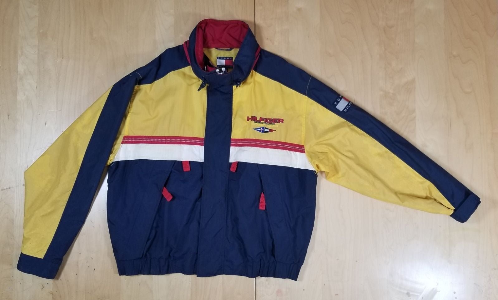 Tommy Hilfiger Vintage Sailing Gear Jack