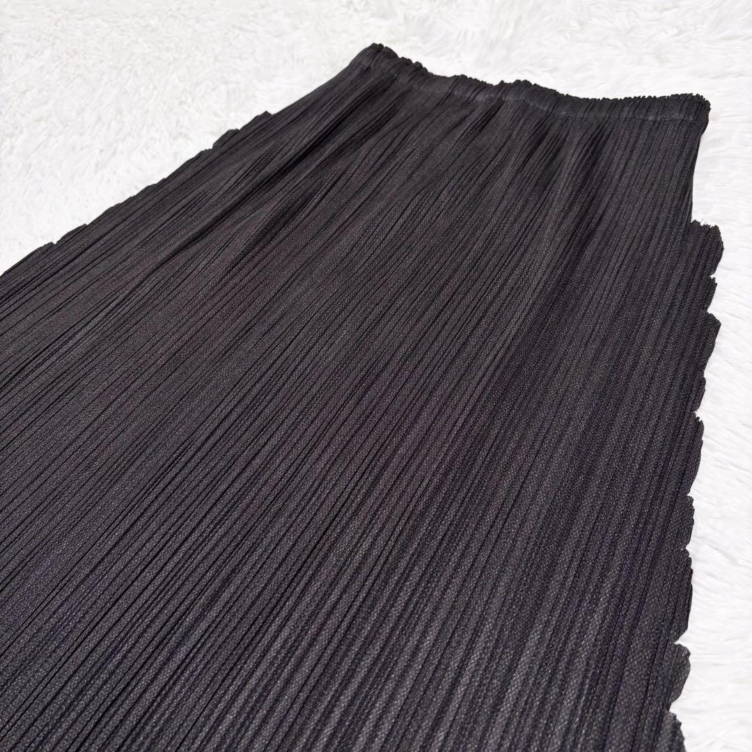 Excellent Condition Pleats Please Skirt, Dark Brown, Size 1