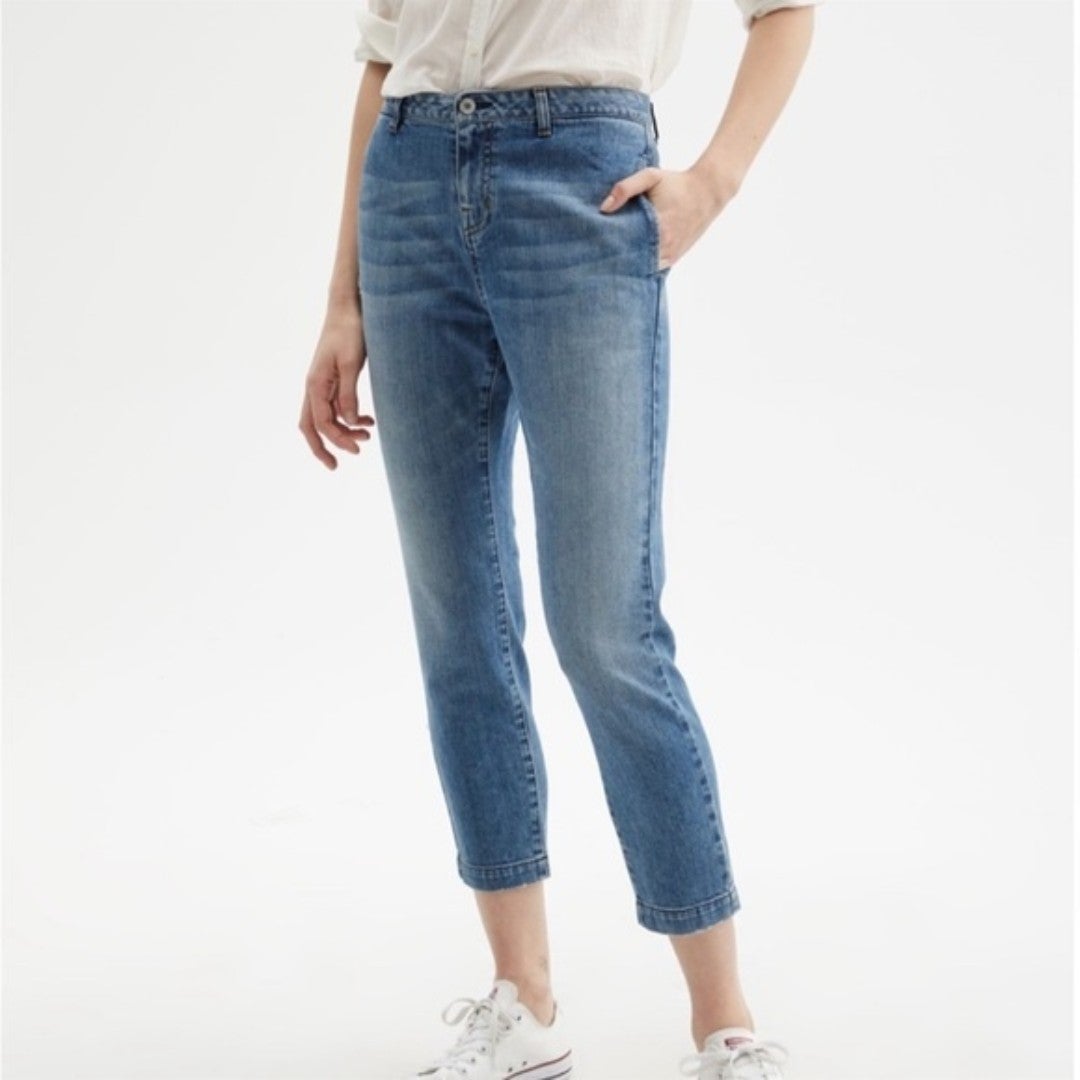 Nili Lotan Tel Aviv Slight Drop Narrow Leg Jeans 24