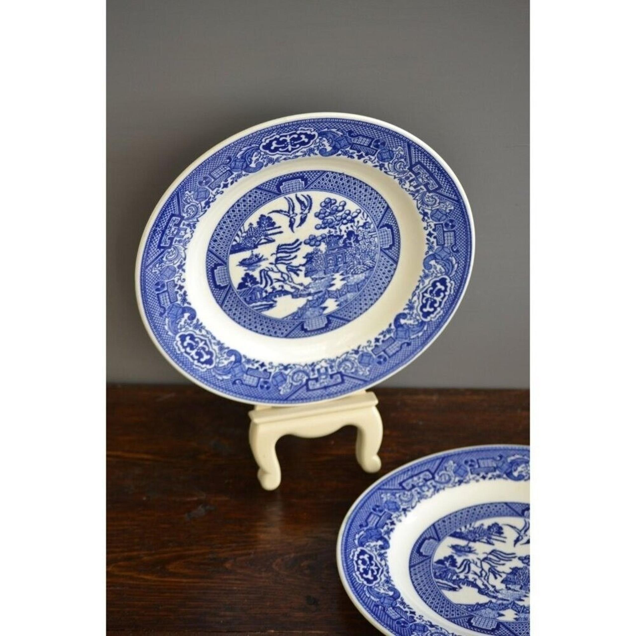 Two Willow Ware by Royal China 9 1/4" Dinner Plates Vintage Serving blue willow