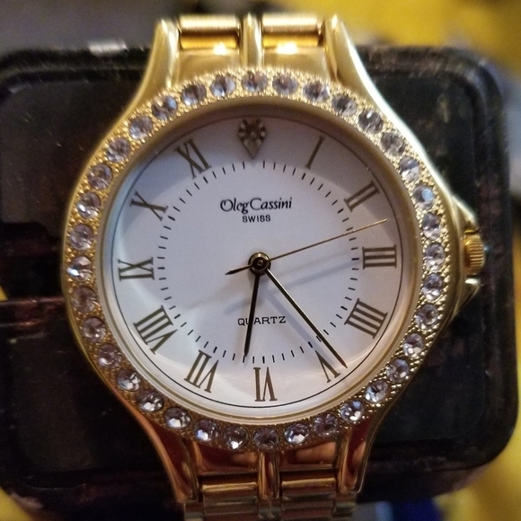 Flawless Oleg Cassini women's watch iced out bezel