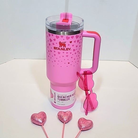 Stanley × Target Valentine's Day Sweetheart 40oz Flowstate Quencher Tumbler