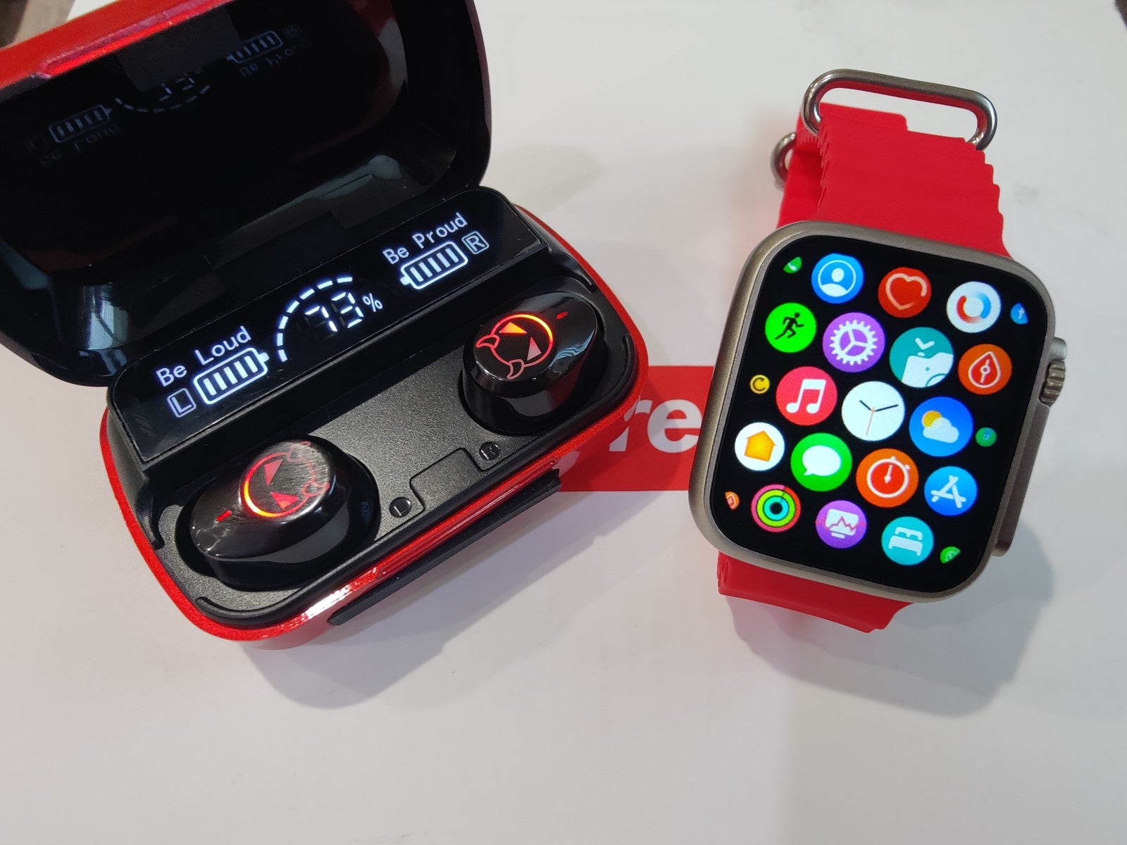 COMBO~Smart Watch Wireless Charging Bluetooth Call+Bluetooth Earbuds Earphone