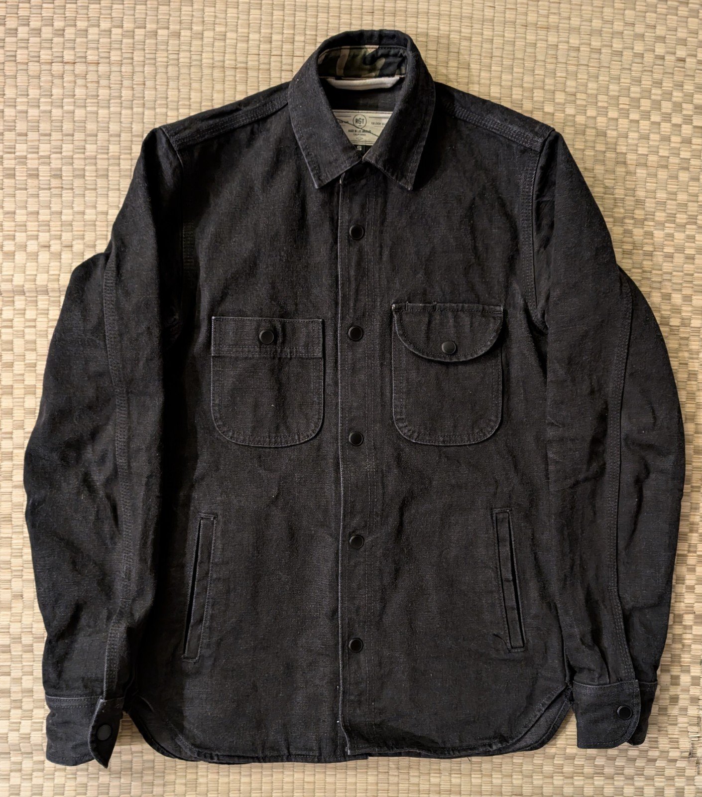 RGT Rogue Territory Stealth Service Shirt Selvedge Men's Size Small Made in USA
