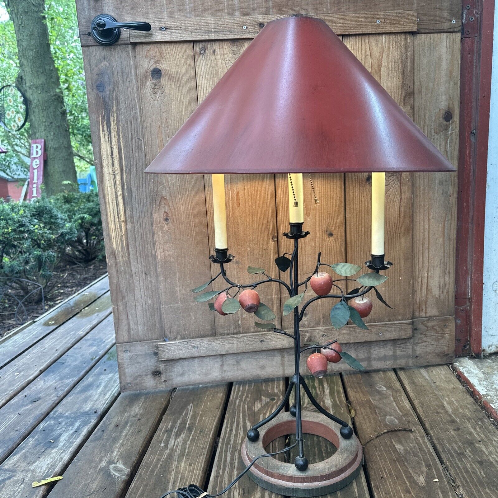 Vintage Tyndale Lamp Co Wire Tree wood apple lamp With Shade
