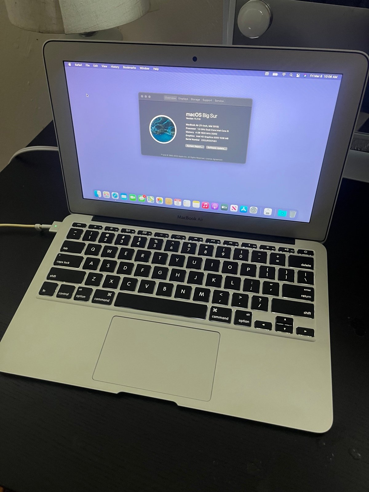 MacBook Air 11 inch mid 2013