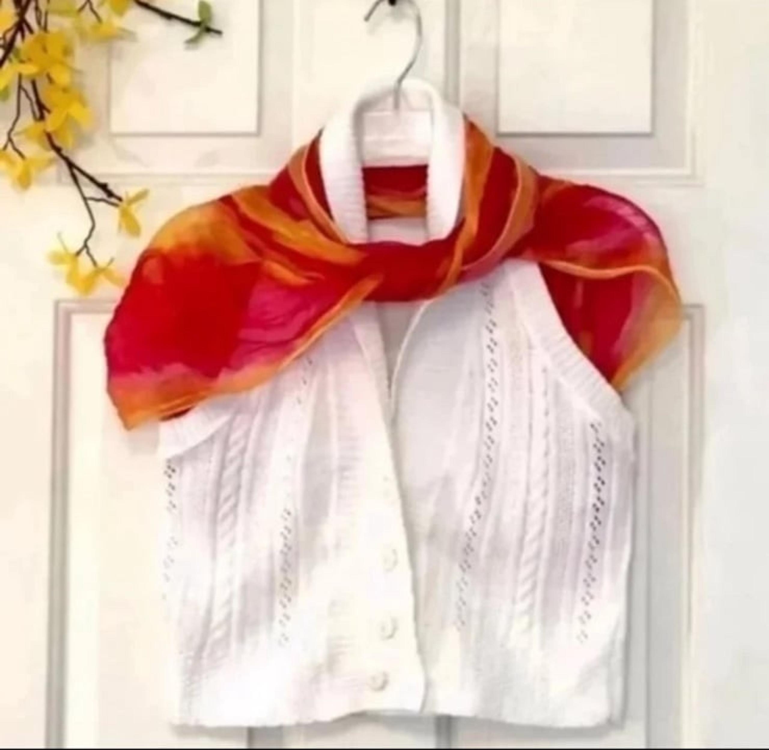 Newport News White Cotton Halter Top Sweater Collar w/ Open Back Juniors L