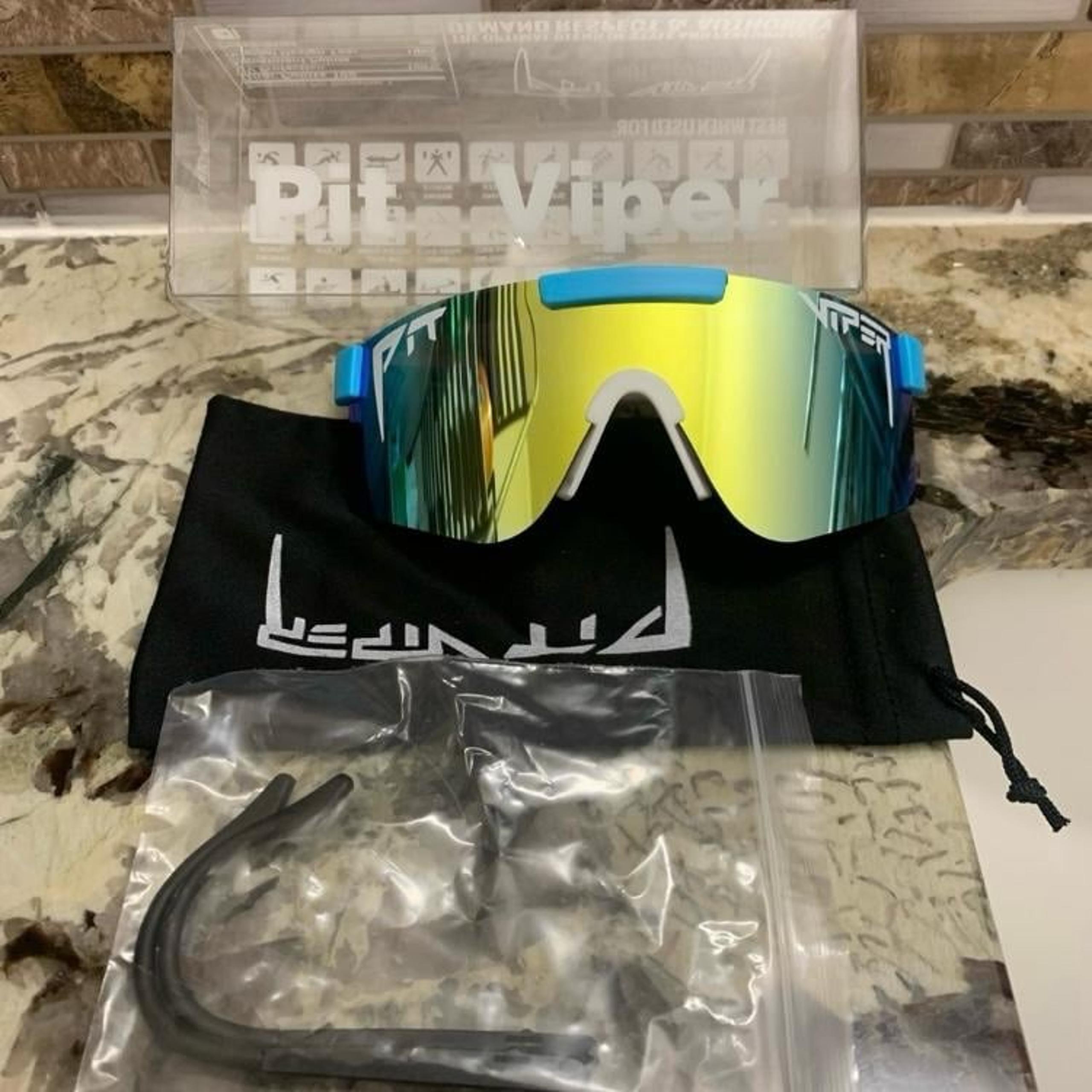 NIB Pit Vipers Sunglasses Men’s Women’s Eyewear Summer Fun C22