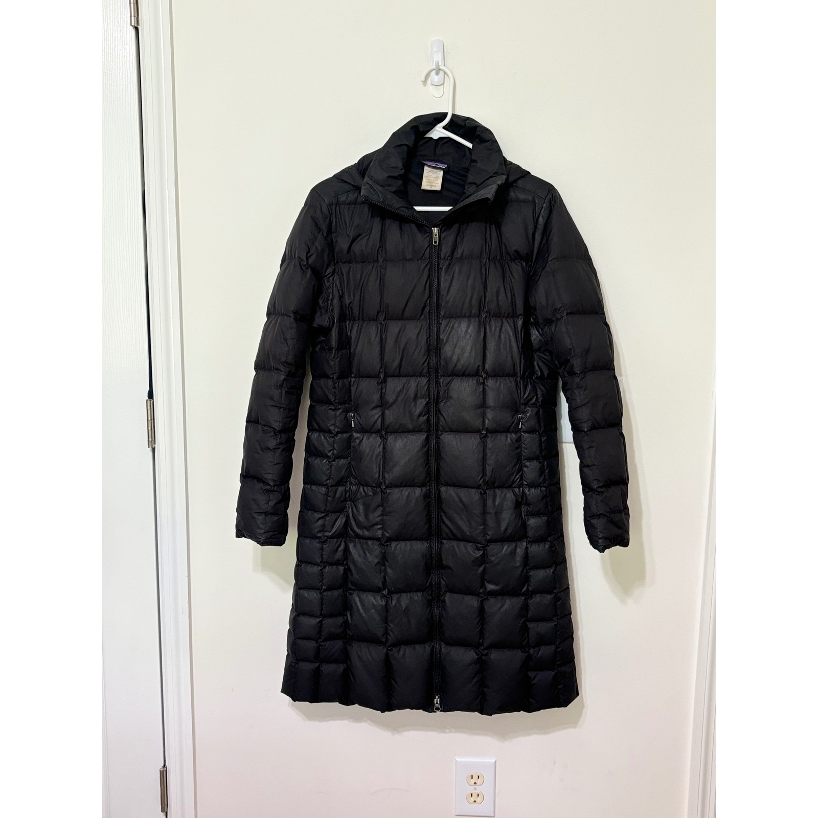 Patagonia Down Coat Lightweight Packable Puffer Jacket Black Women's M