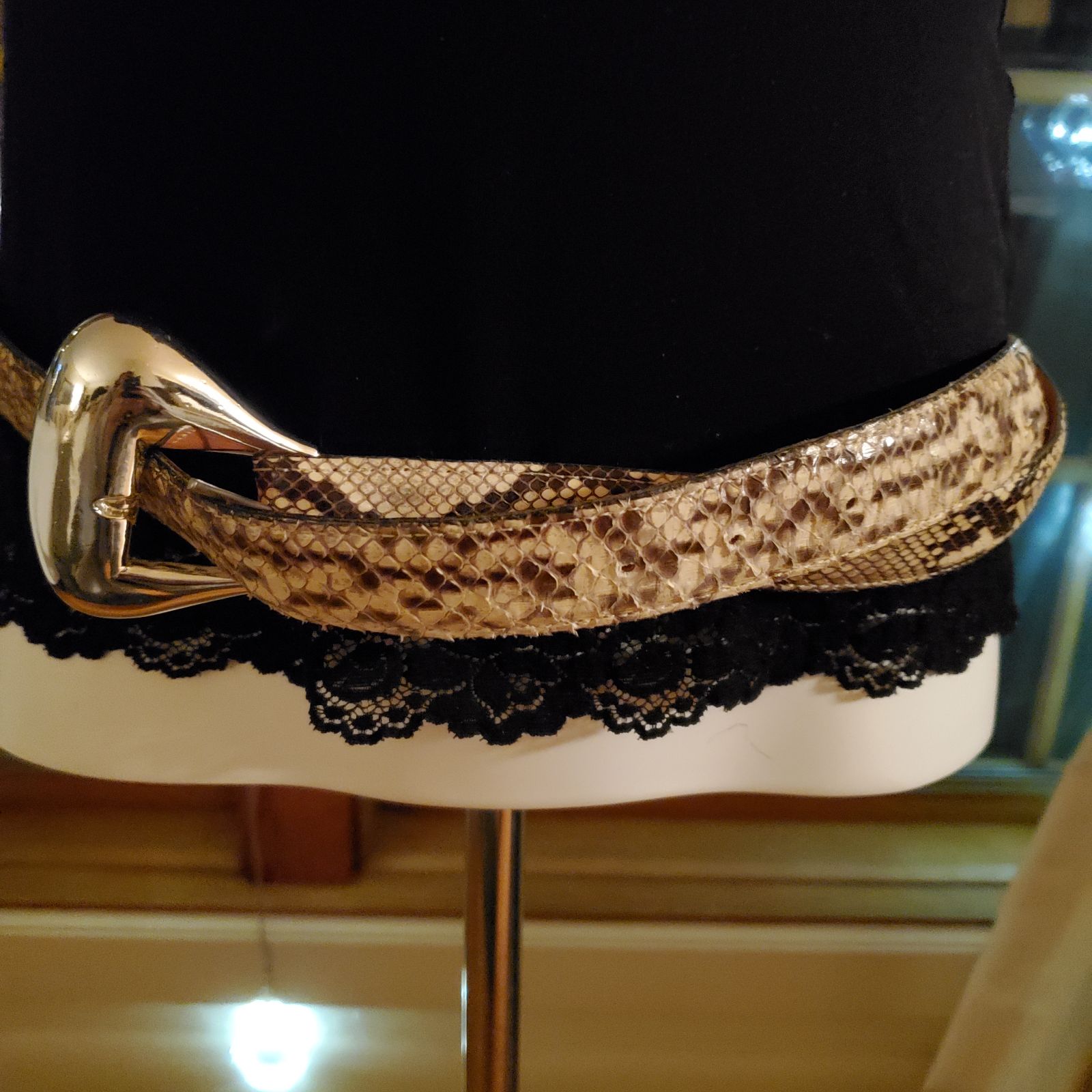 Vintage Genuine Python Snakeskin Leather 1.25 Belt L/XL