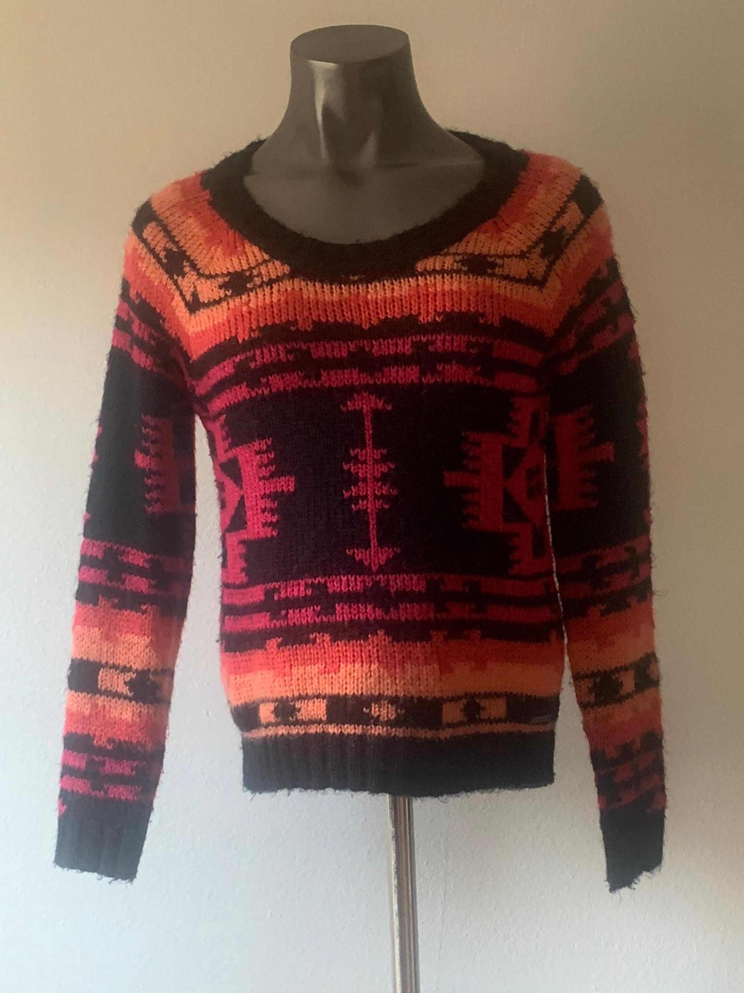 Roxy Women’s Santa Fe Aztec Sweater Gently Used Size Small # Winter Cold Boho Ch