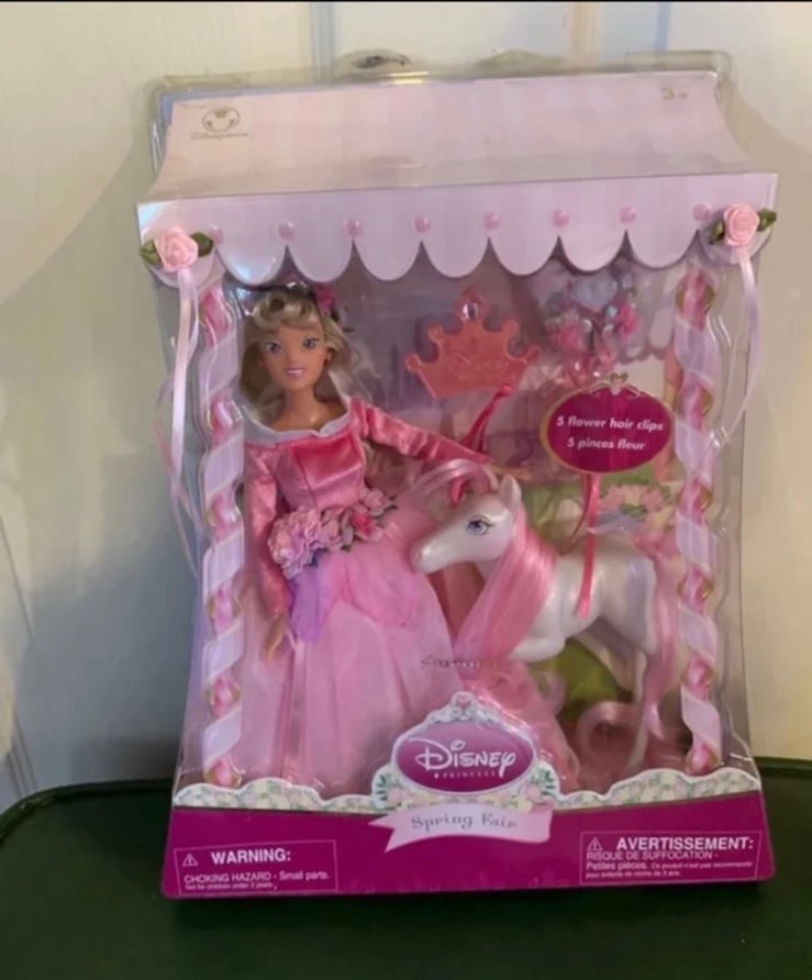 Disney Princess Aurora Spring Fair Doll with Pony & 5 Hair Clips NRFB NEW