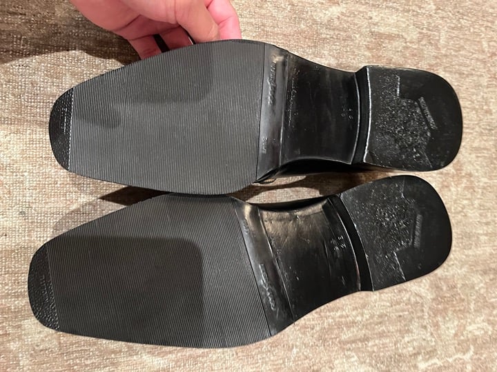 *Vintage Restored* Salvatore Ferragamo Lavorazione Black Leather Loafers (w/bag)