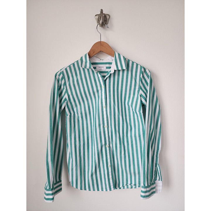 Untuckit for her Cole green white stripe button up long sleeve shirt 2