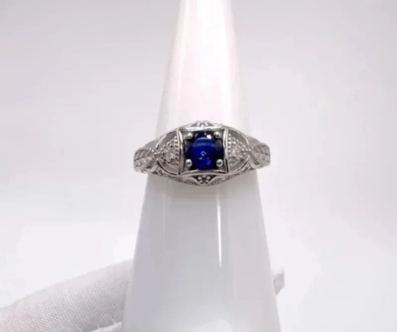 .925 Sterling Silver Vintage Inspired Simulated Blue Sapphire Cz Ring