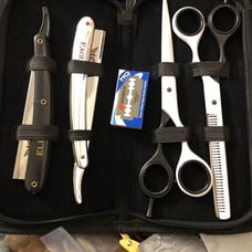 Professional barber scissors
