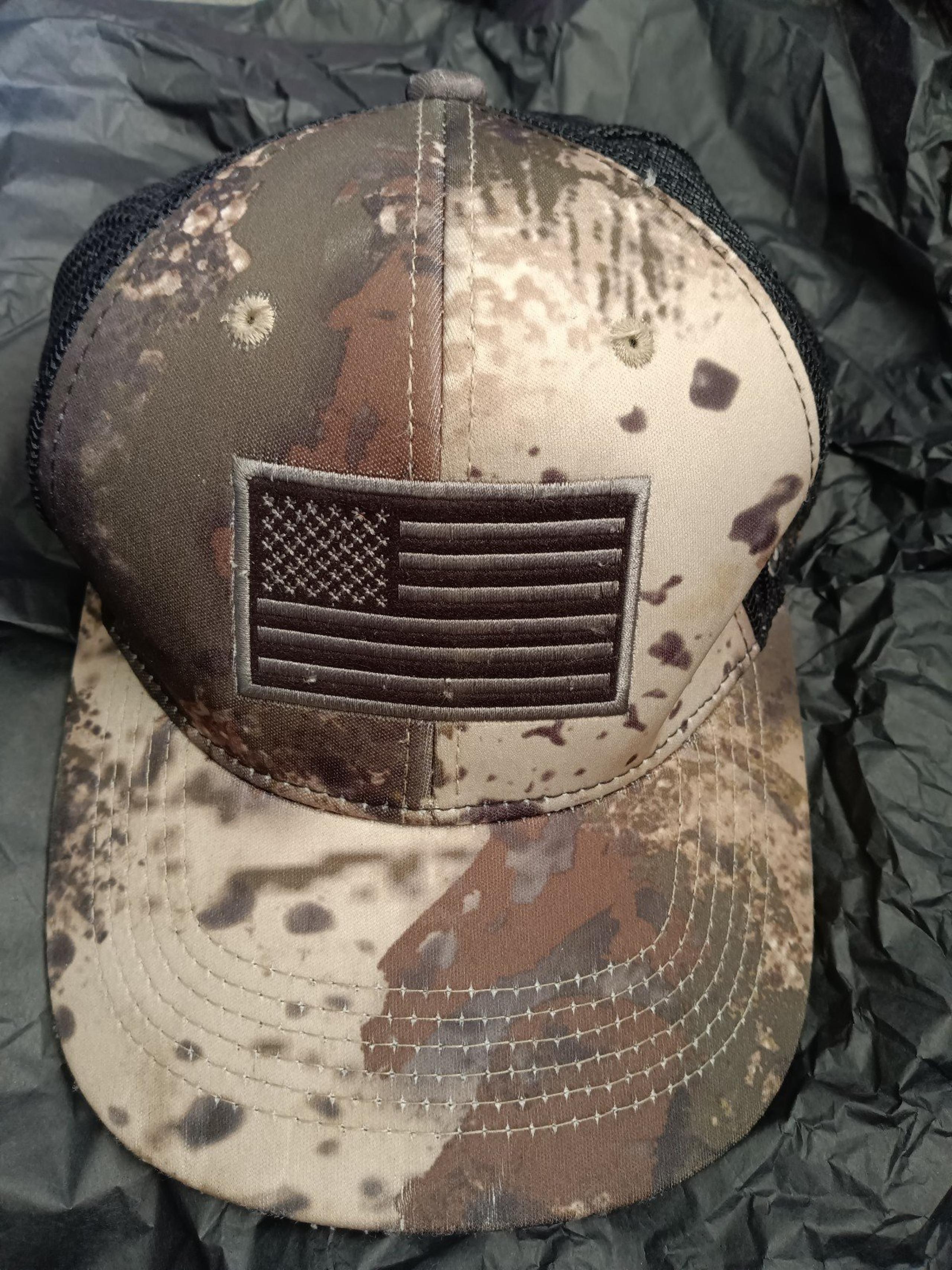 Cabela's American Flag Mesh Hat