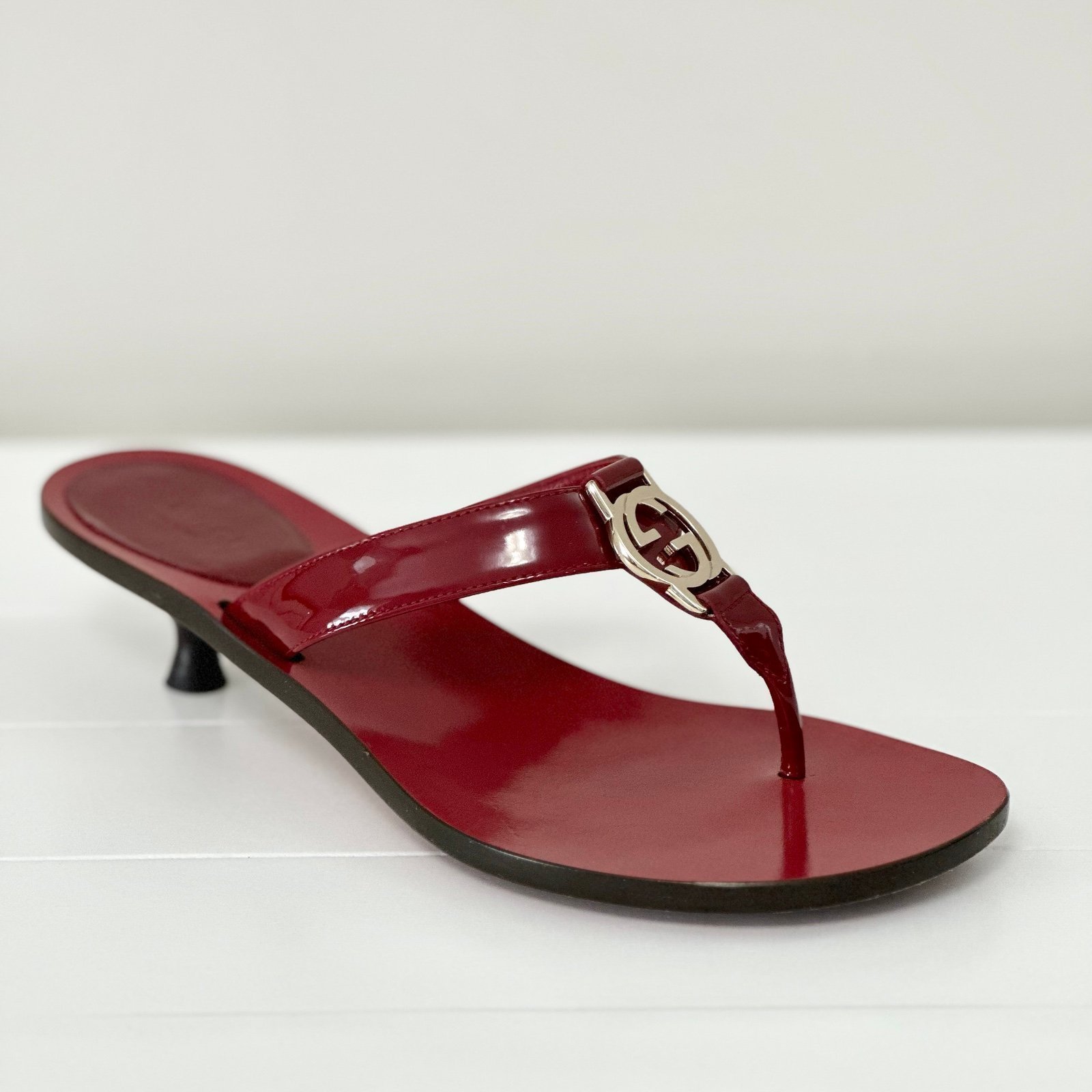 Gucci Red Patent Leather Sandals Size 6 B
