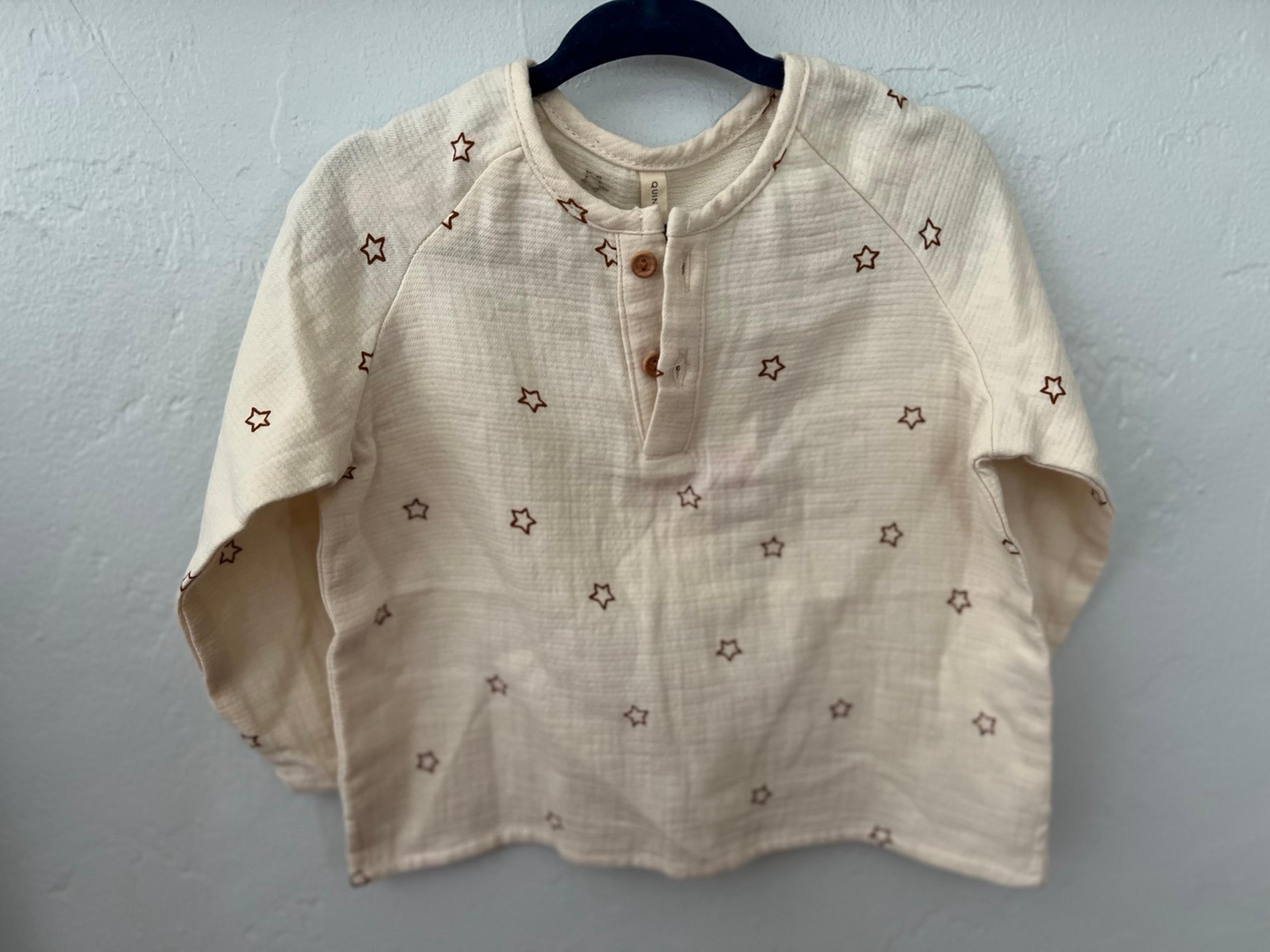 NWT Quincy Mae Star Blouse