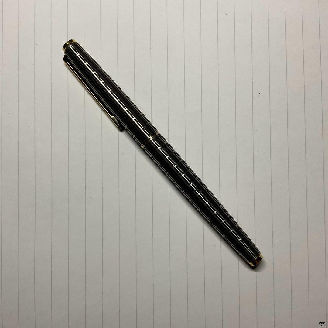 Pilot 18k Fountain Pen, Etched, Medium Nib