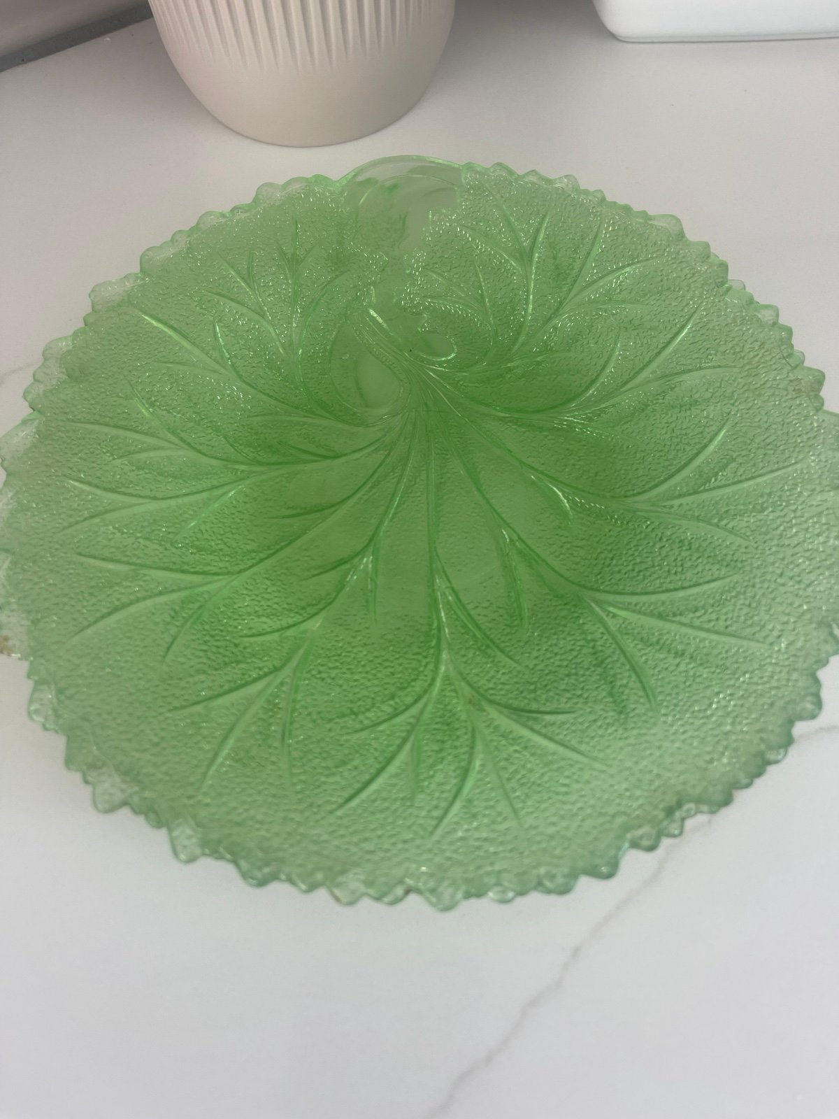 2 Vintage Indiana glass green pebble leaf salad plates