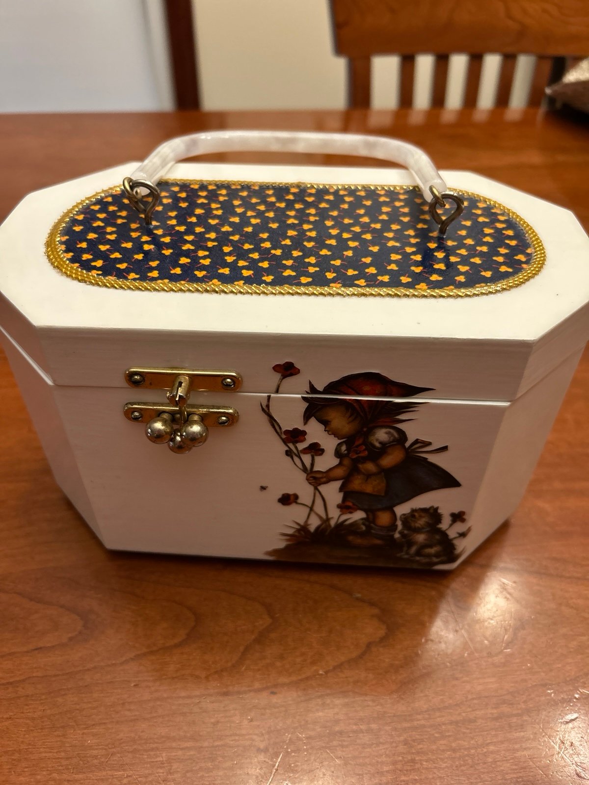 Wooden Decoupage Purse, Hummel Design