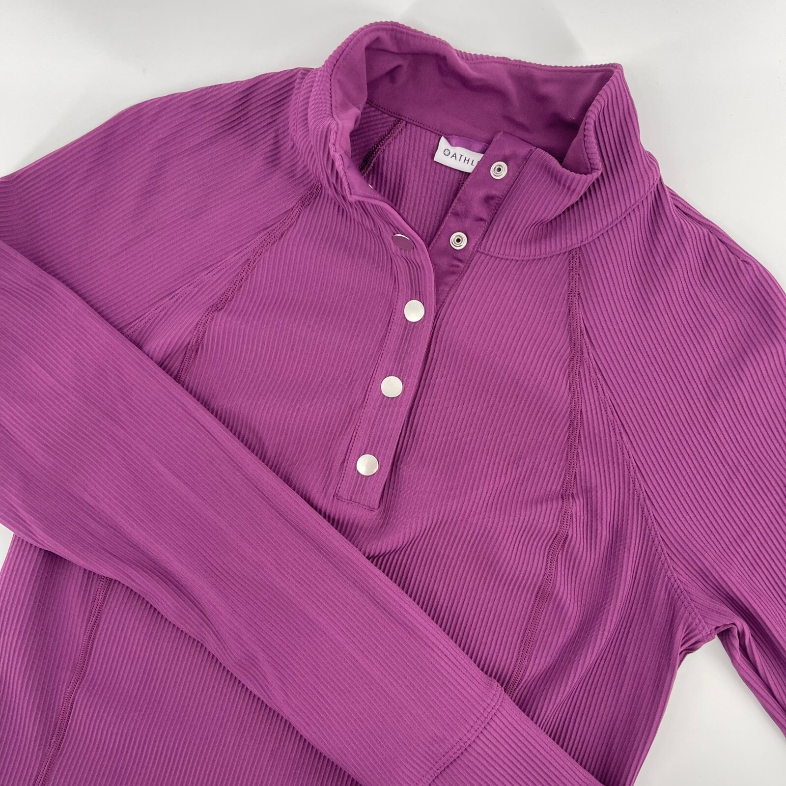 Athleta Ribbed Top Snap Button Pullover Long Sleeve Athletic Purple Size M