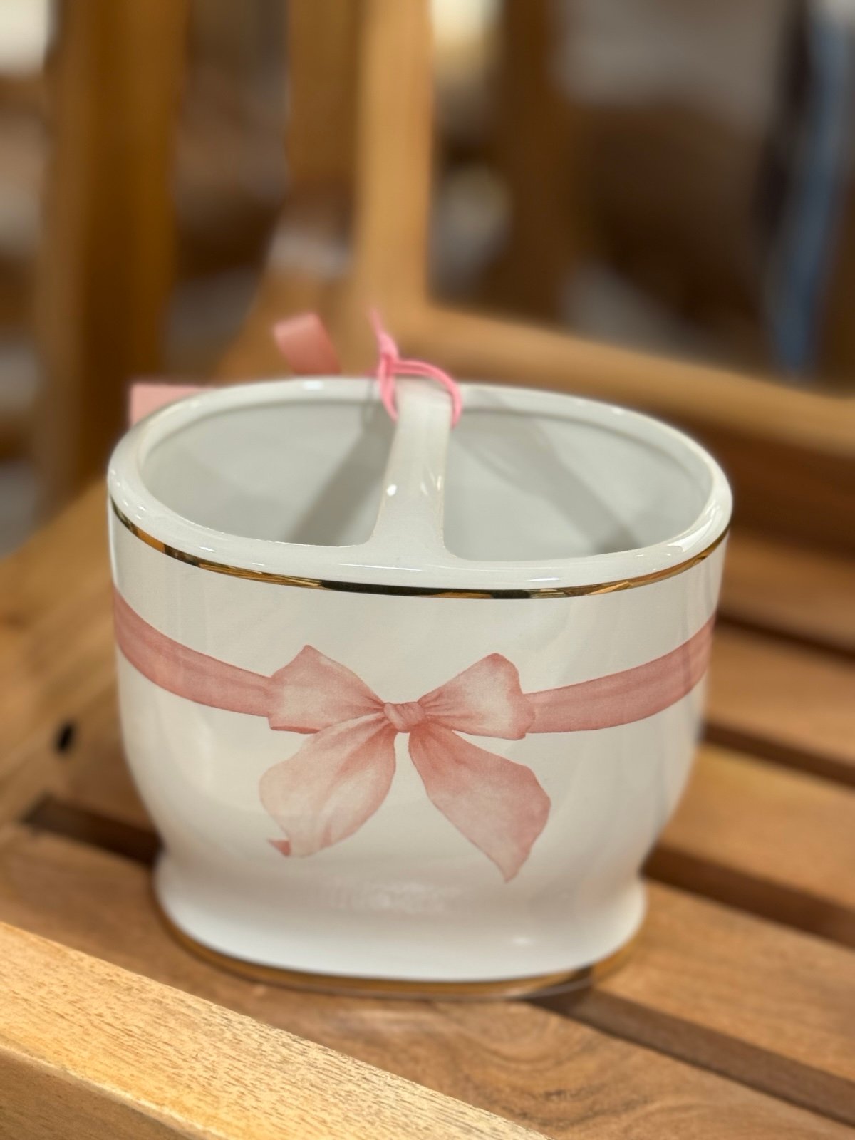 Elegant Pink Bow Makeup Brush Holder -New