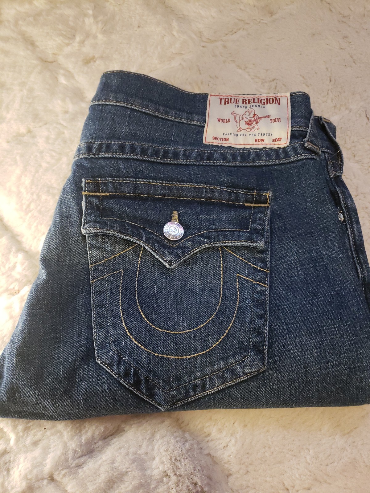 True Religion shorts men