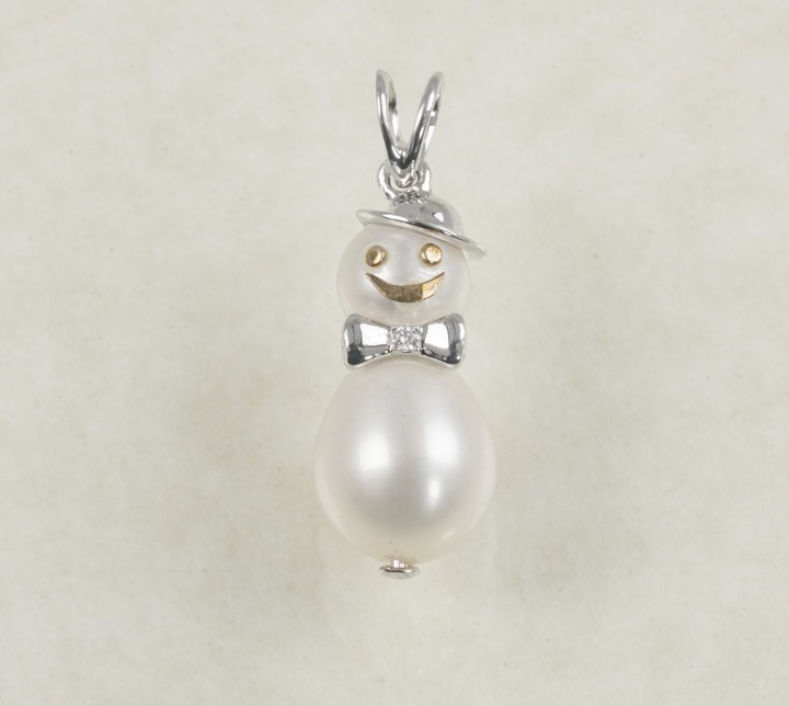 SNOWMAN PENDANT