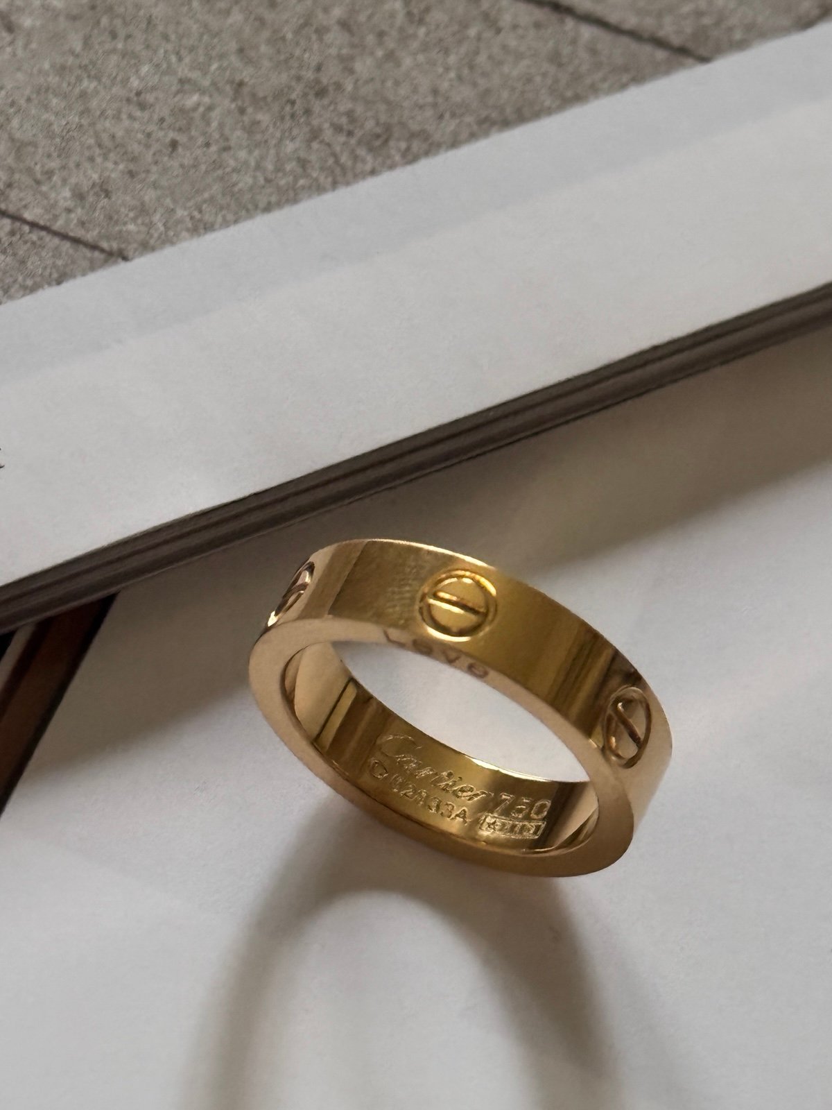 Size 7 gold plated love ring non-tarnish