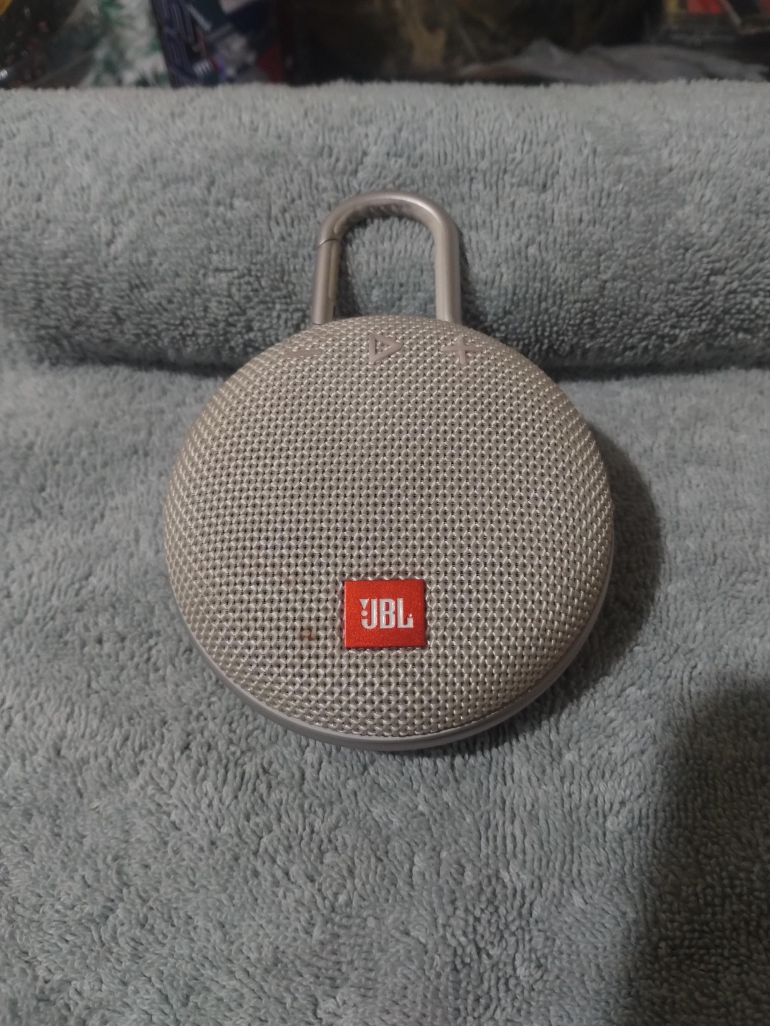 JBL clip 3