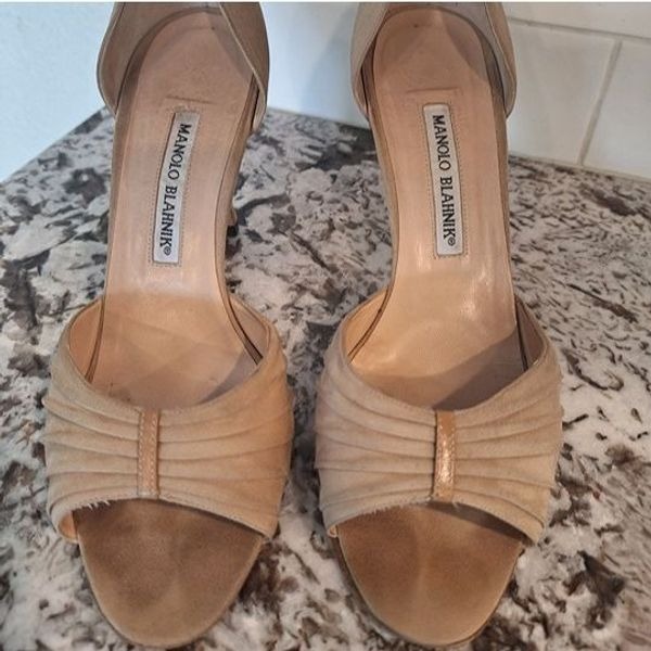 Manolo Blahnik Women's Tan Heels Sandals Size 8.5