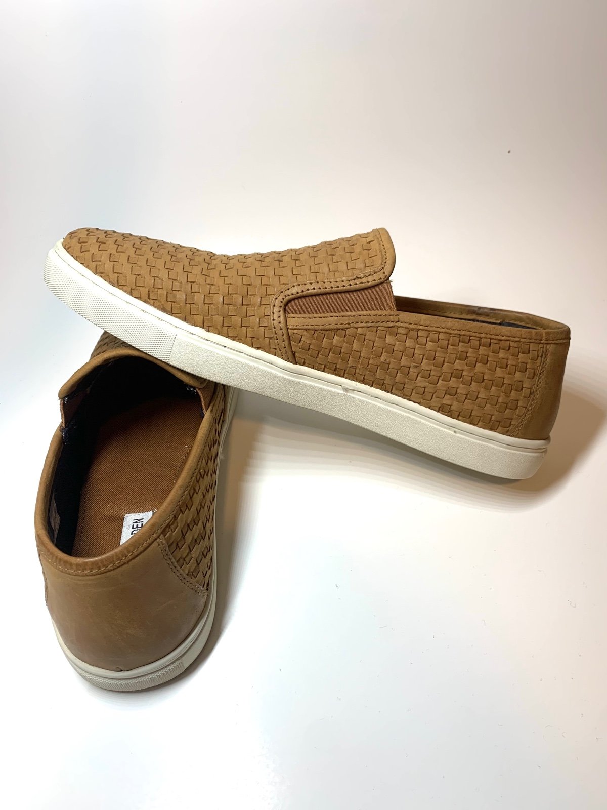 STEVE MADDEN Adoro Slip-on In Tan Leather