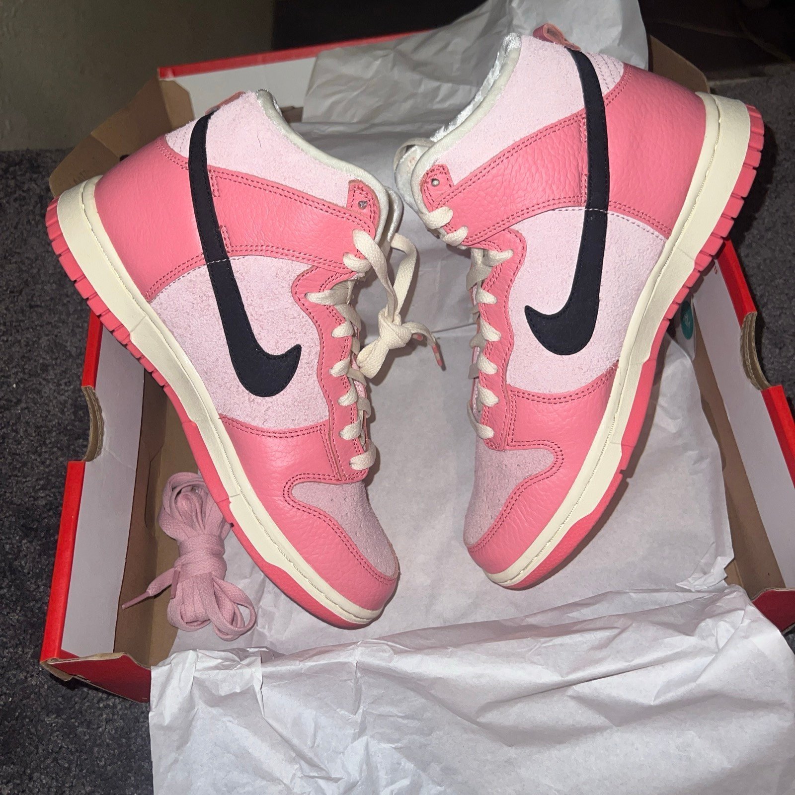 Nike Dunk High Pink