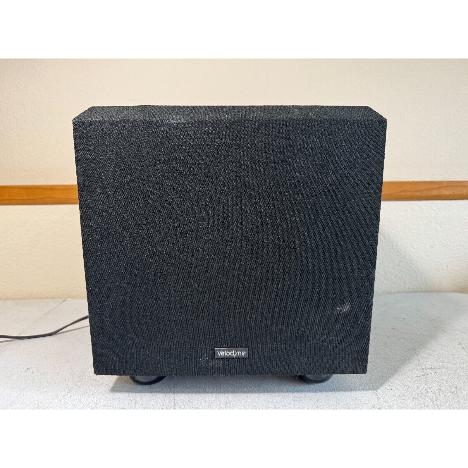 Velodyne VA-806 Dual Powered Subwoofer Front Down Firing Audiophile Home Theater