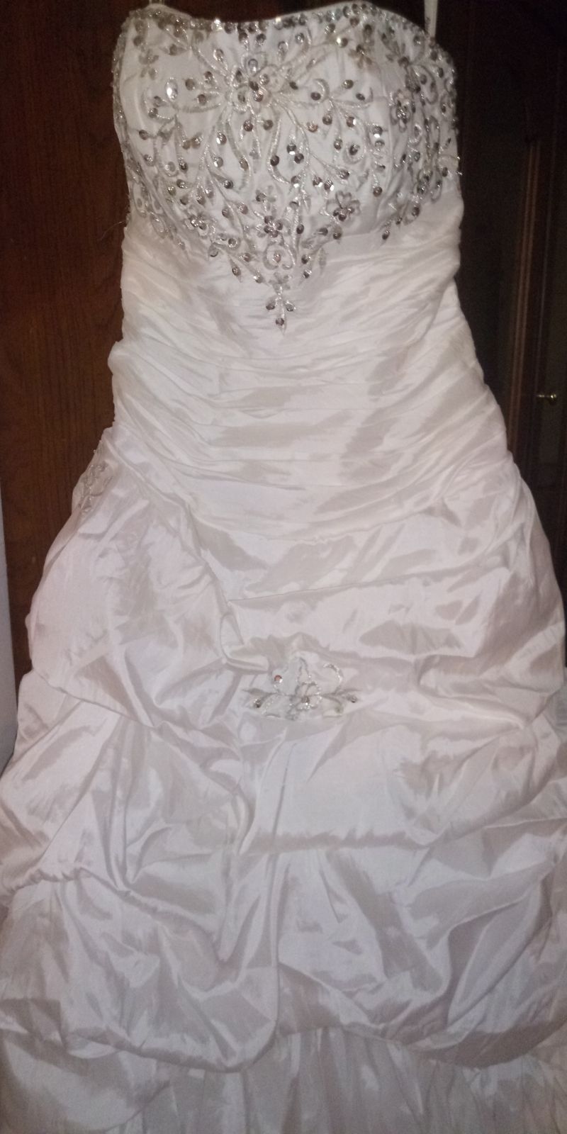 Fair Only Wedding Dress