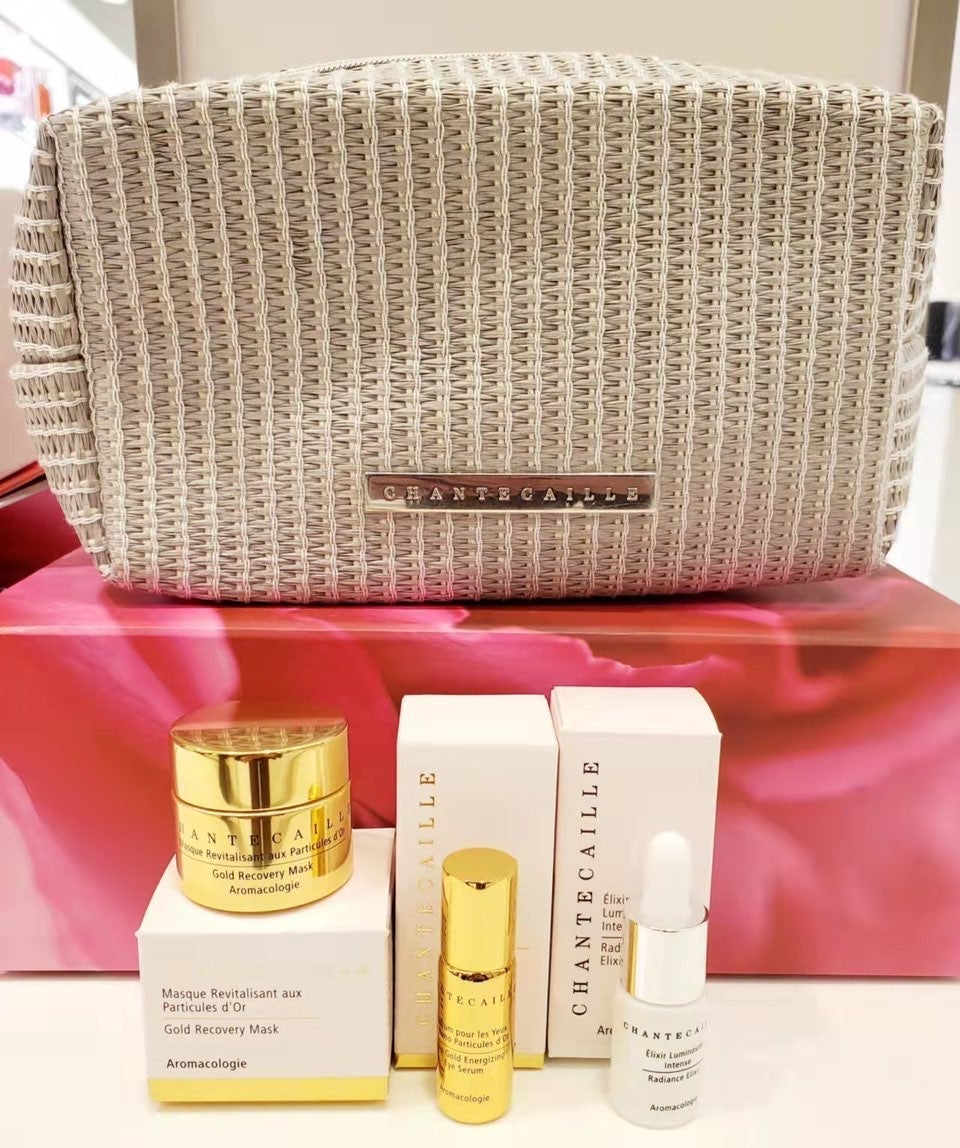 chantecaille 3 pieces travel set with makeup bag