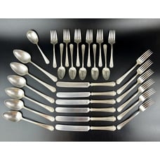 Vintage WM Rogers Silverplate Flatware Silverware Royal Mount 30pc Set Svc for 6