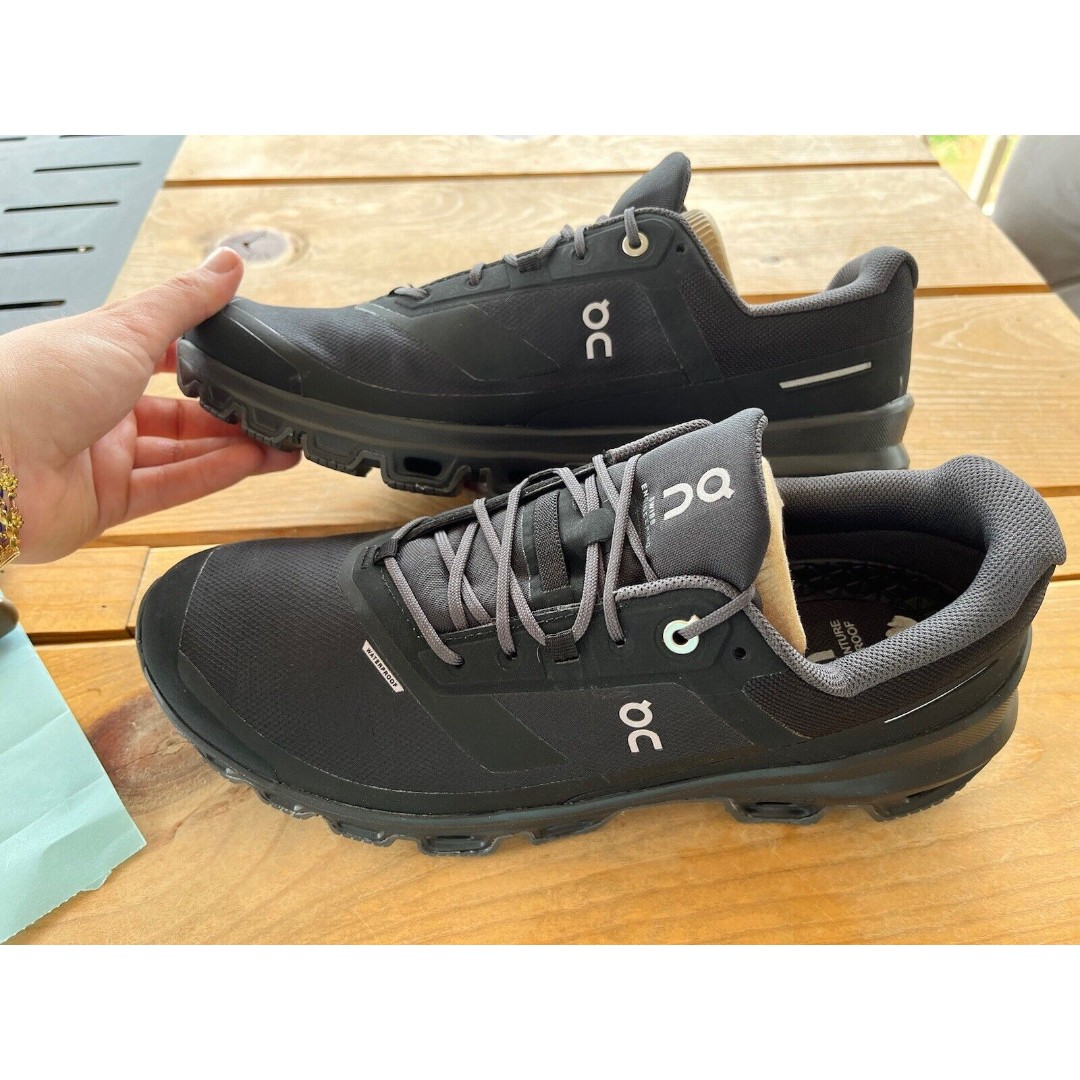 NEW ON Cloud Cloudventure - WATERPROOF - Women’s Size 10.5