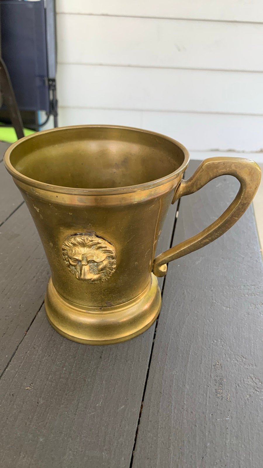Vintage Brass Stein with Lion’s Head Decoration. In great condition. Approx 5.5”