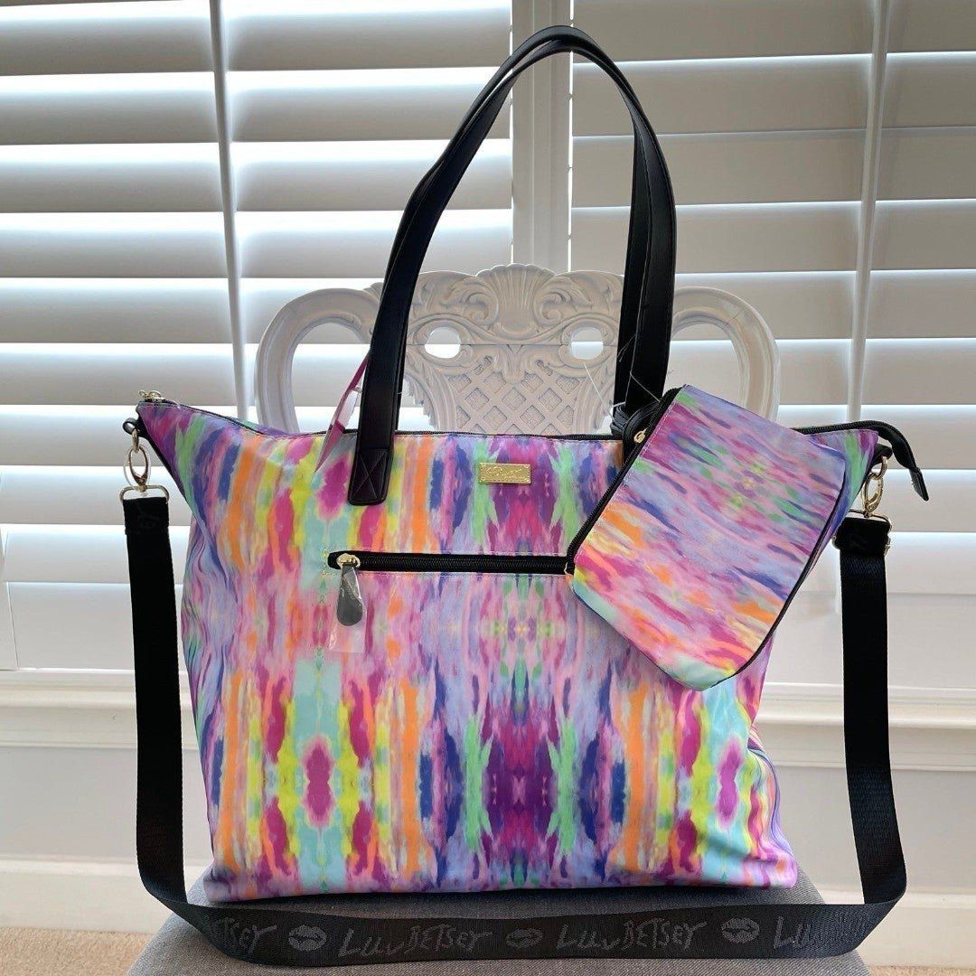 Betsey Johnson Tie-dye Overnighter / Weekender Tote Bag & Wristlet