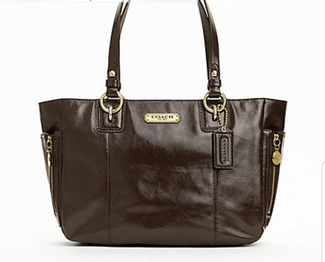 VINTAGE COACH GALLERY ZIP PATENT LEATHER