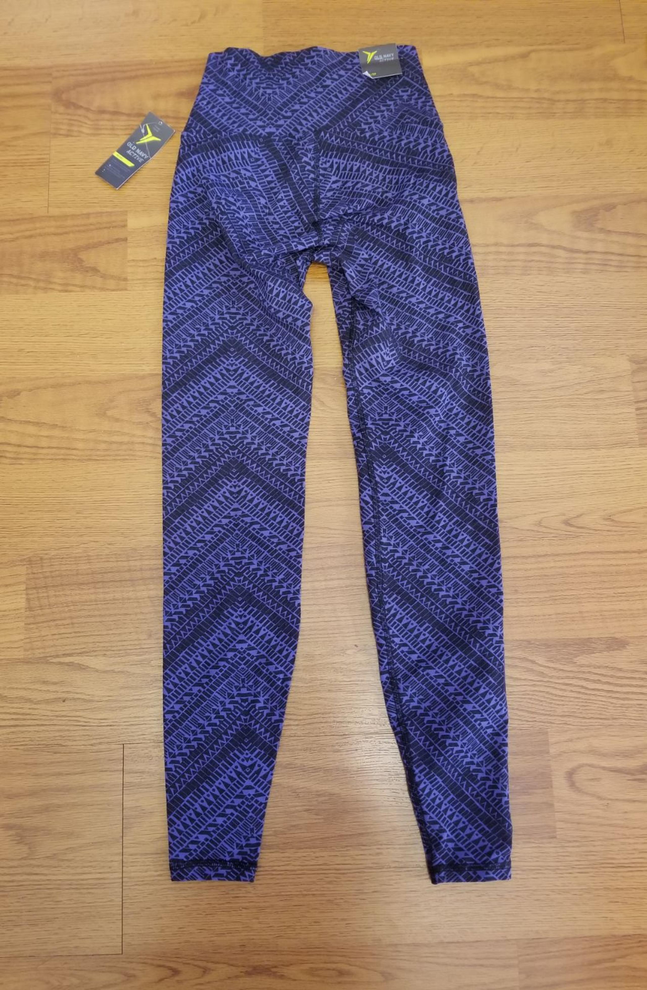 Old Navy Active Go Dry Leggings XS NEW