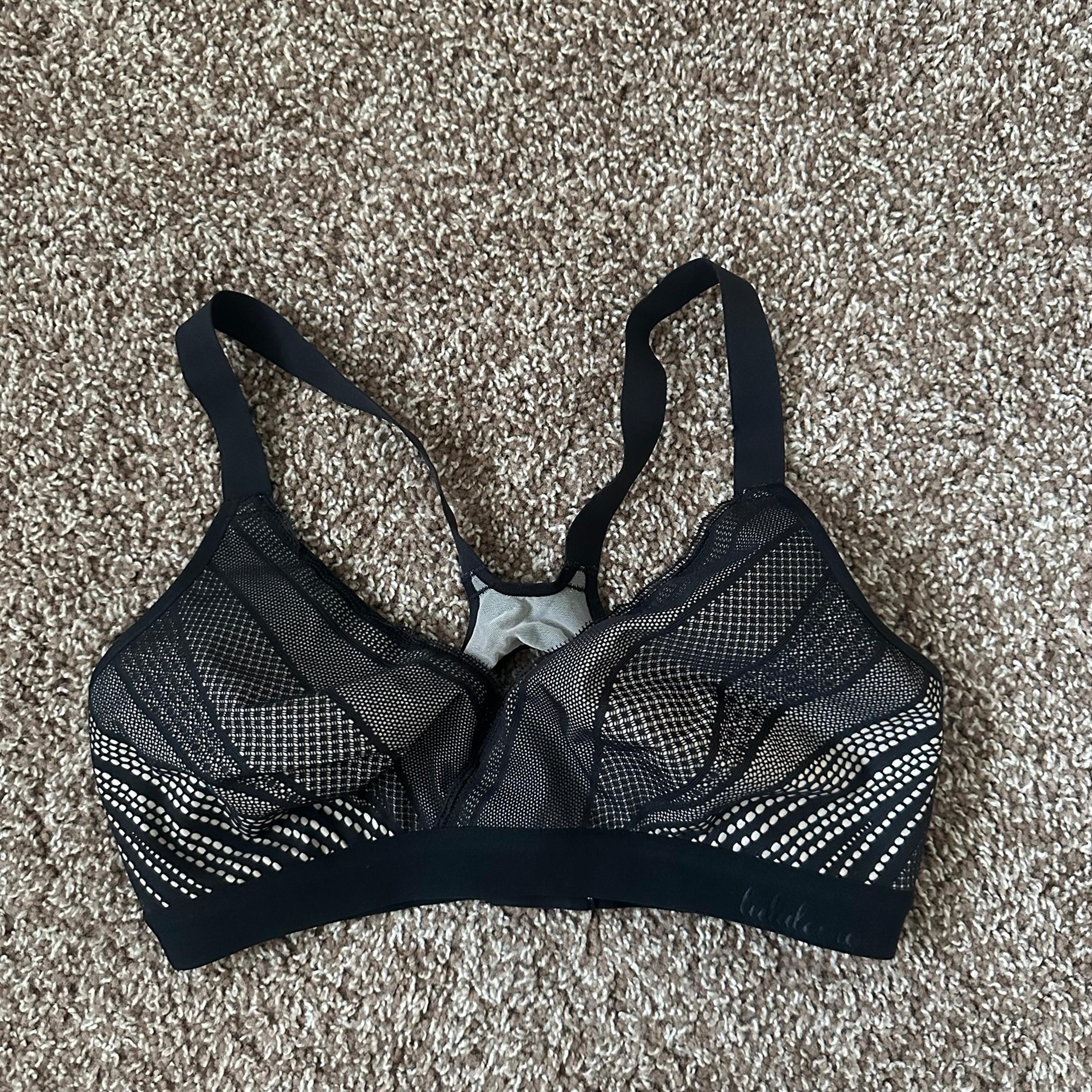 Lululemon Racerback Sports Bra Size 34DD
