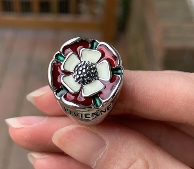 VIVIENNE WESTWOOD Nana Tudor Red Rose Flower Ring Silver Tone Size 7