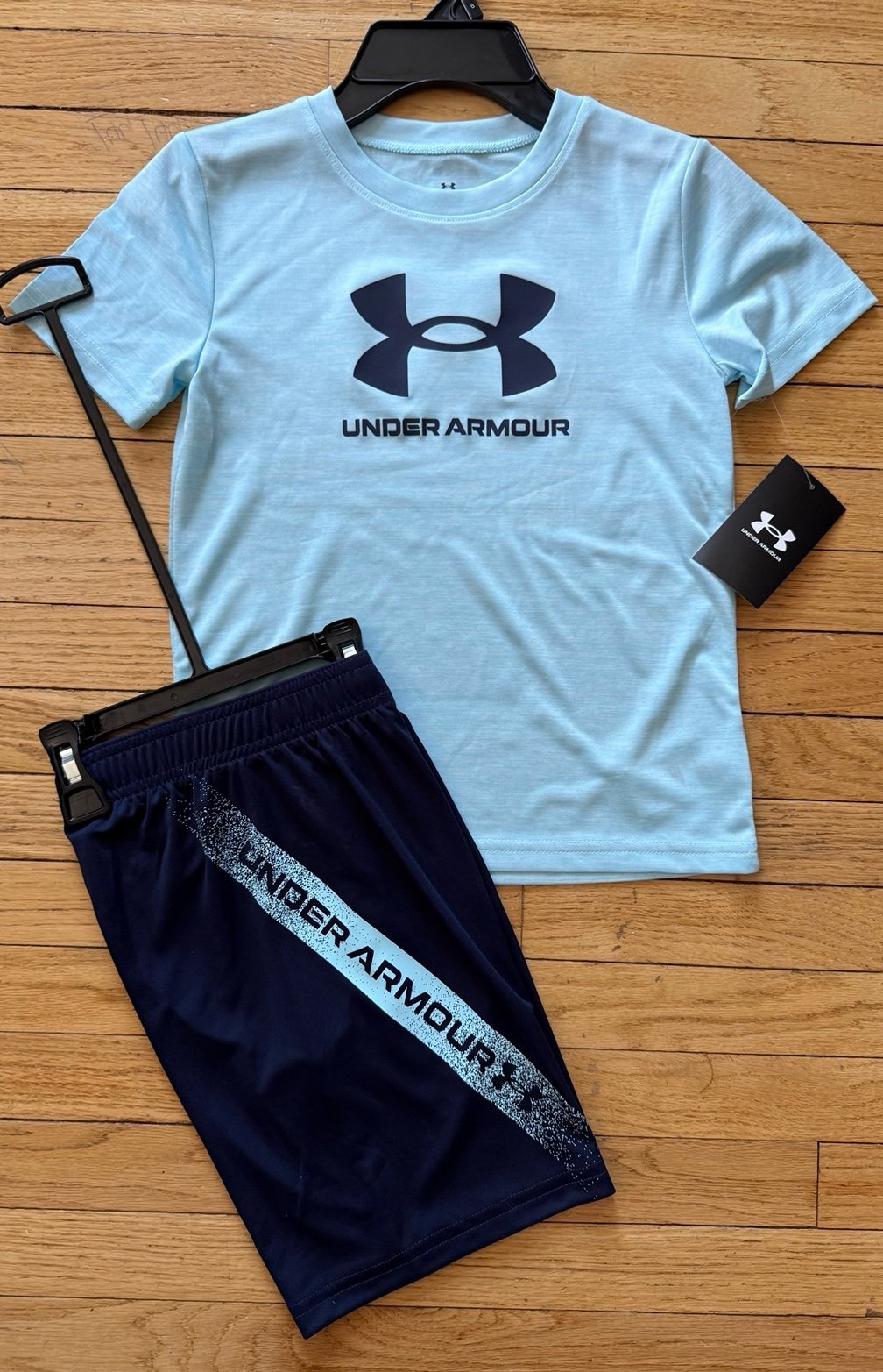 Under Armour boys size 6 matching sets new