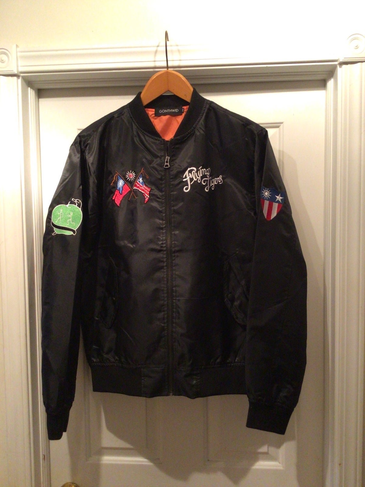 Men’s XL Windbreaker Jacket -Embroidered “Flying Tigers”